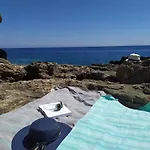 Loggos Summer House *