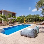 Loggos Summer House Σπίτι διακοπών