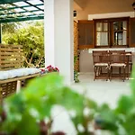 Loggos Summer House * Ανω Βασιλικος